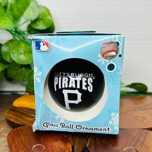 MLB Pittsburgh Pirates Baseball Christmas Holiday Tree Collectible Ornament